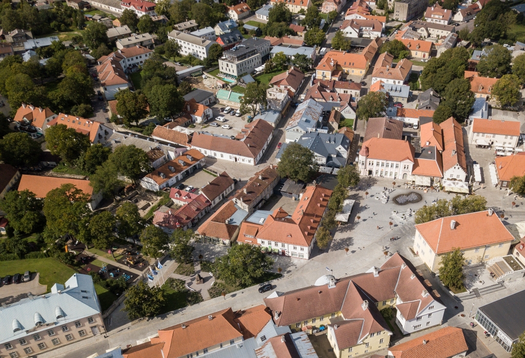 Kuressaare kesklinn droon