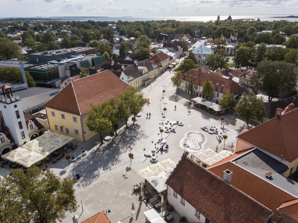 Kuressaare kesklinn droon